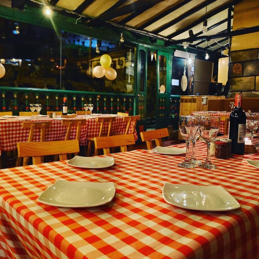 Hotel Calicanto Real Cafe Museo 蒙圭 外观 照片