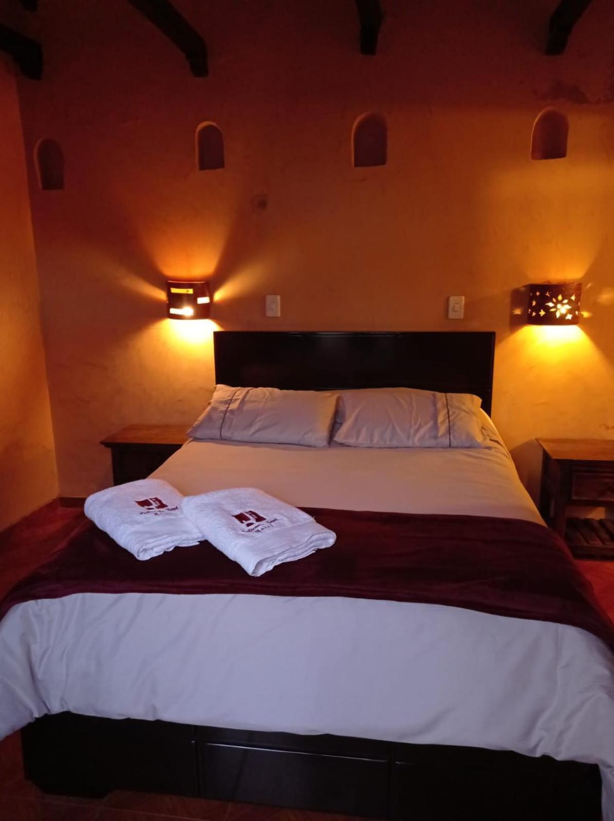Hotel Calicanto Real Cafe Museo 蒙圭 外观 照片